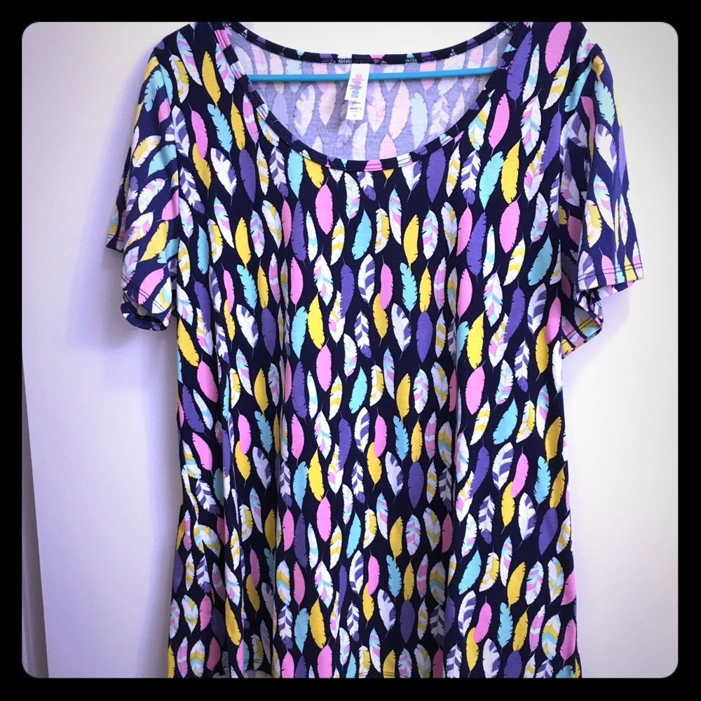 Feather Lularoe XL Classic Tee